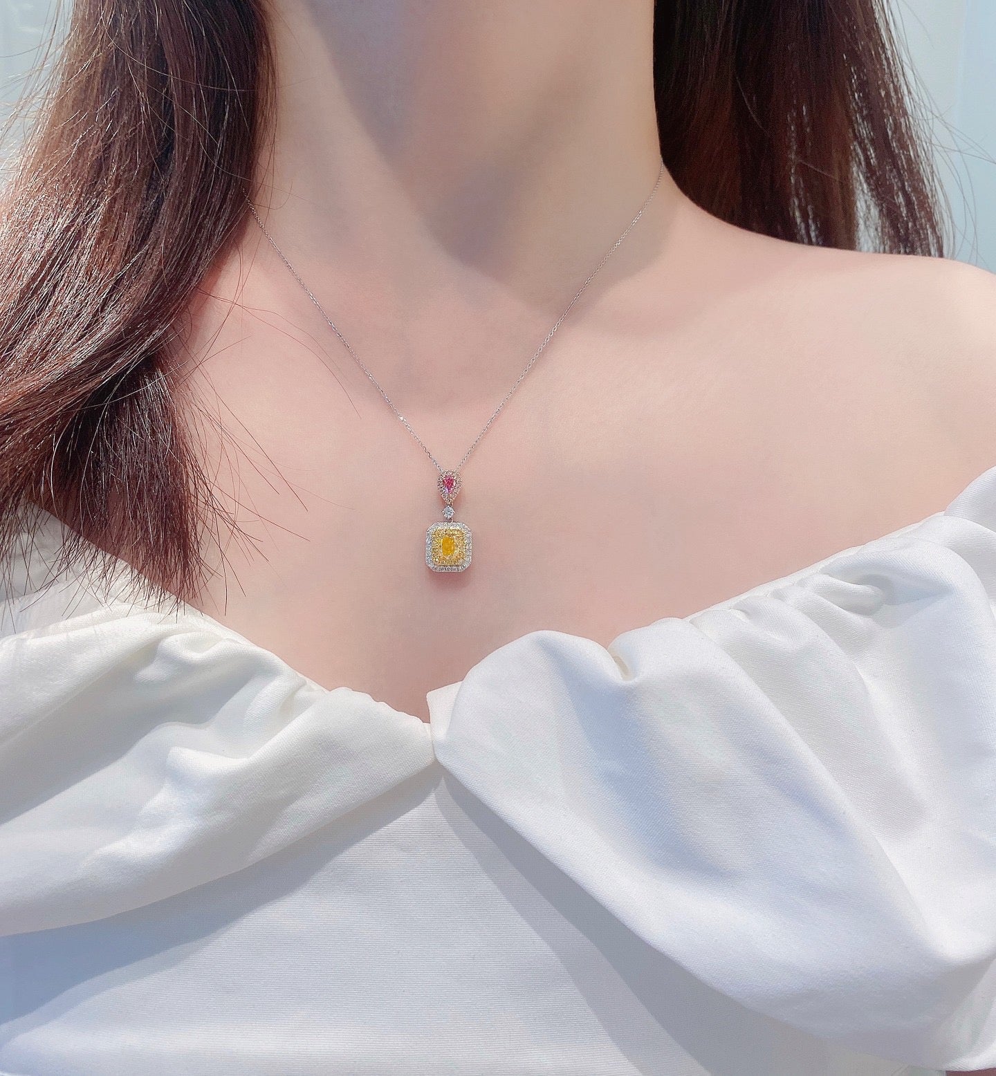 Yellow Diamond Necklaces & Pendants | Poyas Jewelry